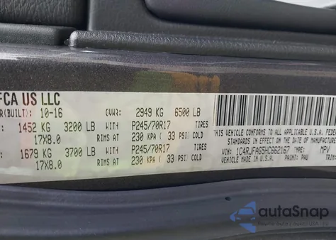 2017 Jeep Grand Cherokee Laredo 4X4 z USA, uszkodzony, nr VIN 1C4RJFAG5HC662167